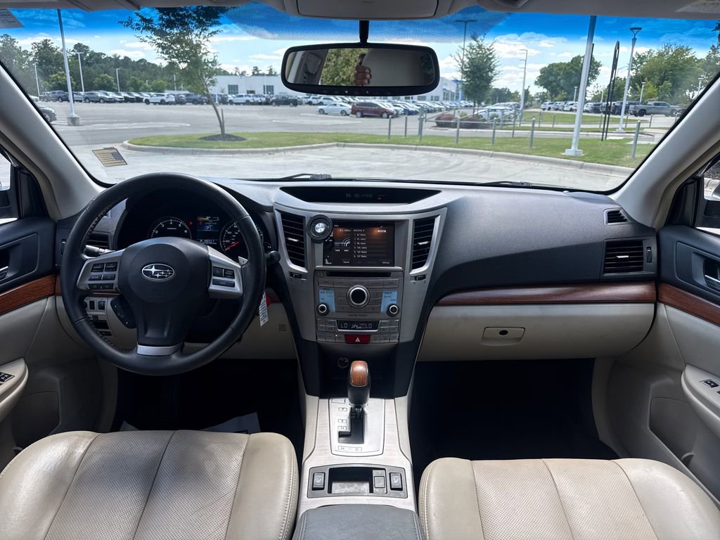 Used 2014 Subaru Outback 2.5i Limited AWD/4WD image 16