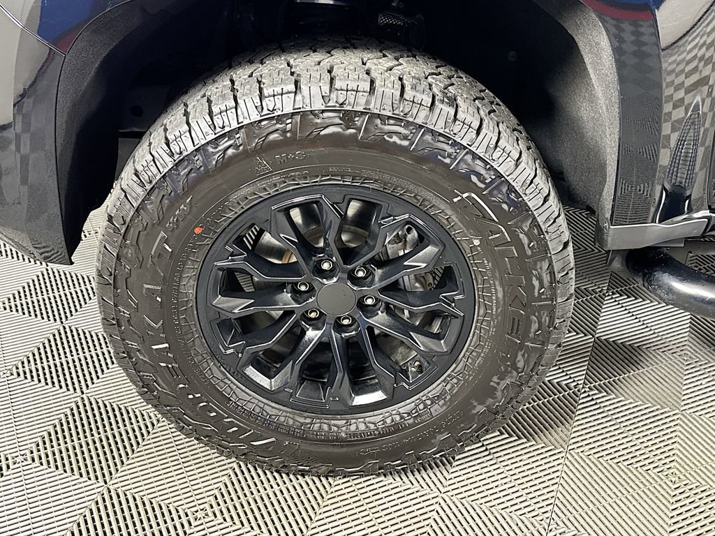 Used 2015 Chevrolet Colorado Z71 image 31