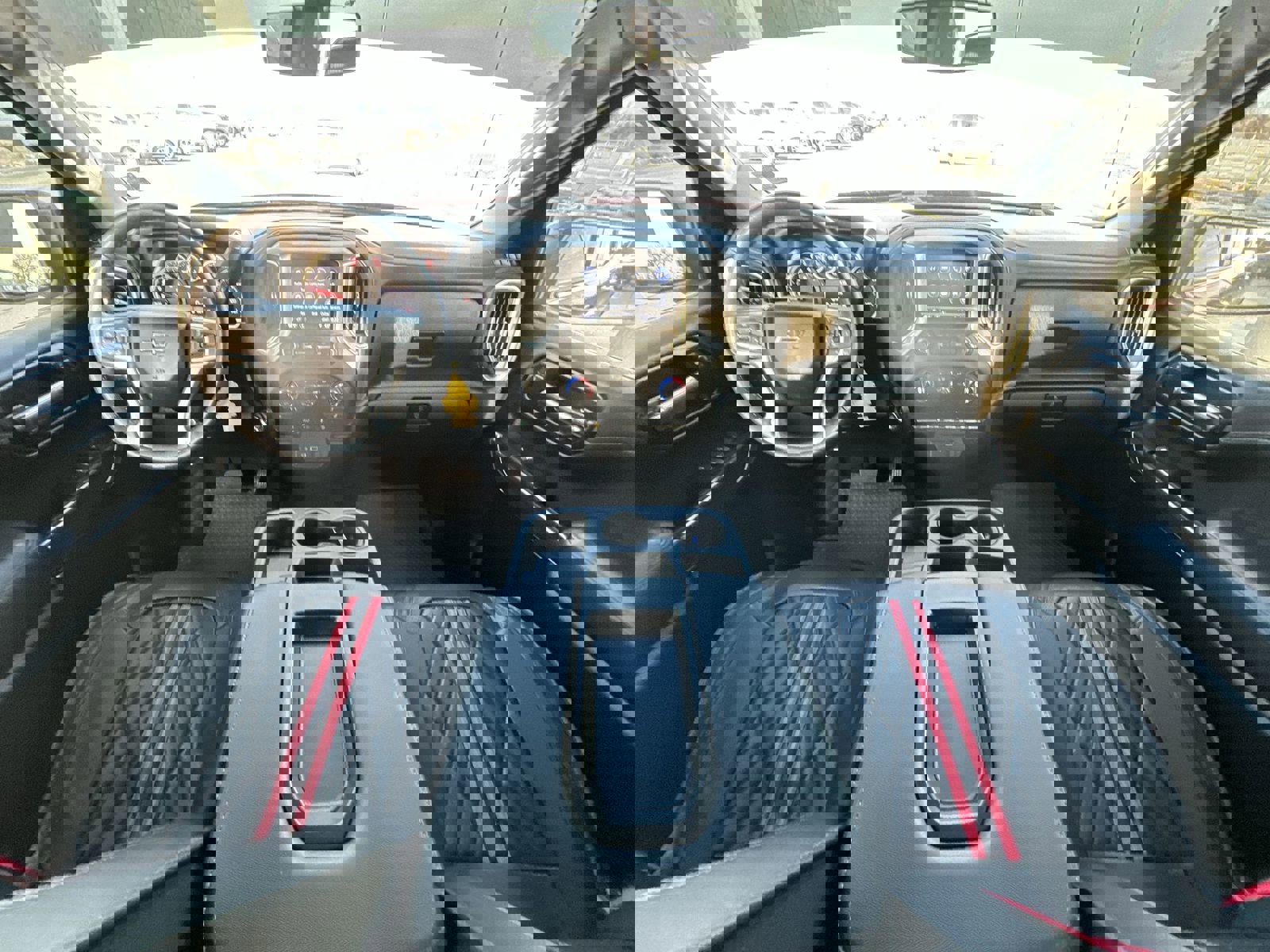 Used 2022 Chevrolet Silverado 1500 RST w/ Z71 Off-Road Package AWD/4WD image 19