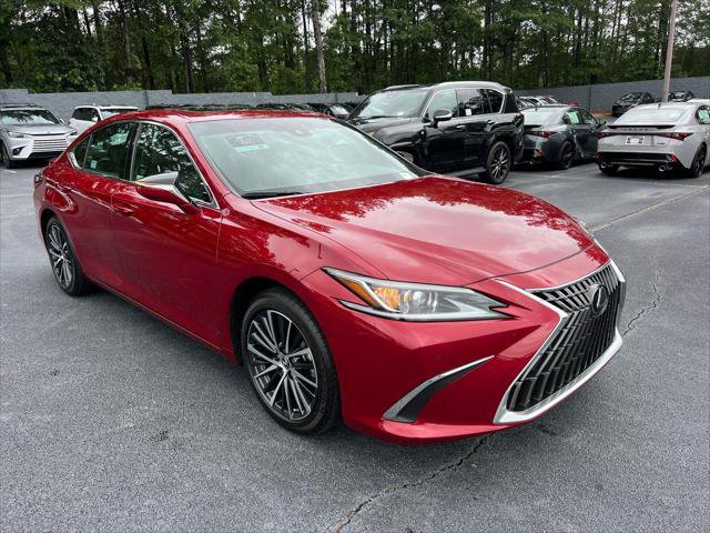 Certified 2025 Lexus ES 300h w/ Premium Package FWD image 3