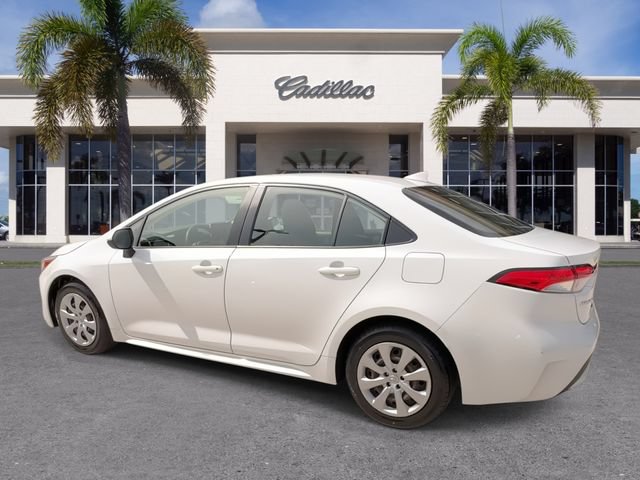 Used 2021 Toyota Corolla LE FWD image 10