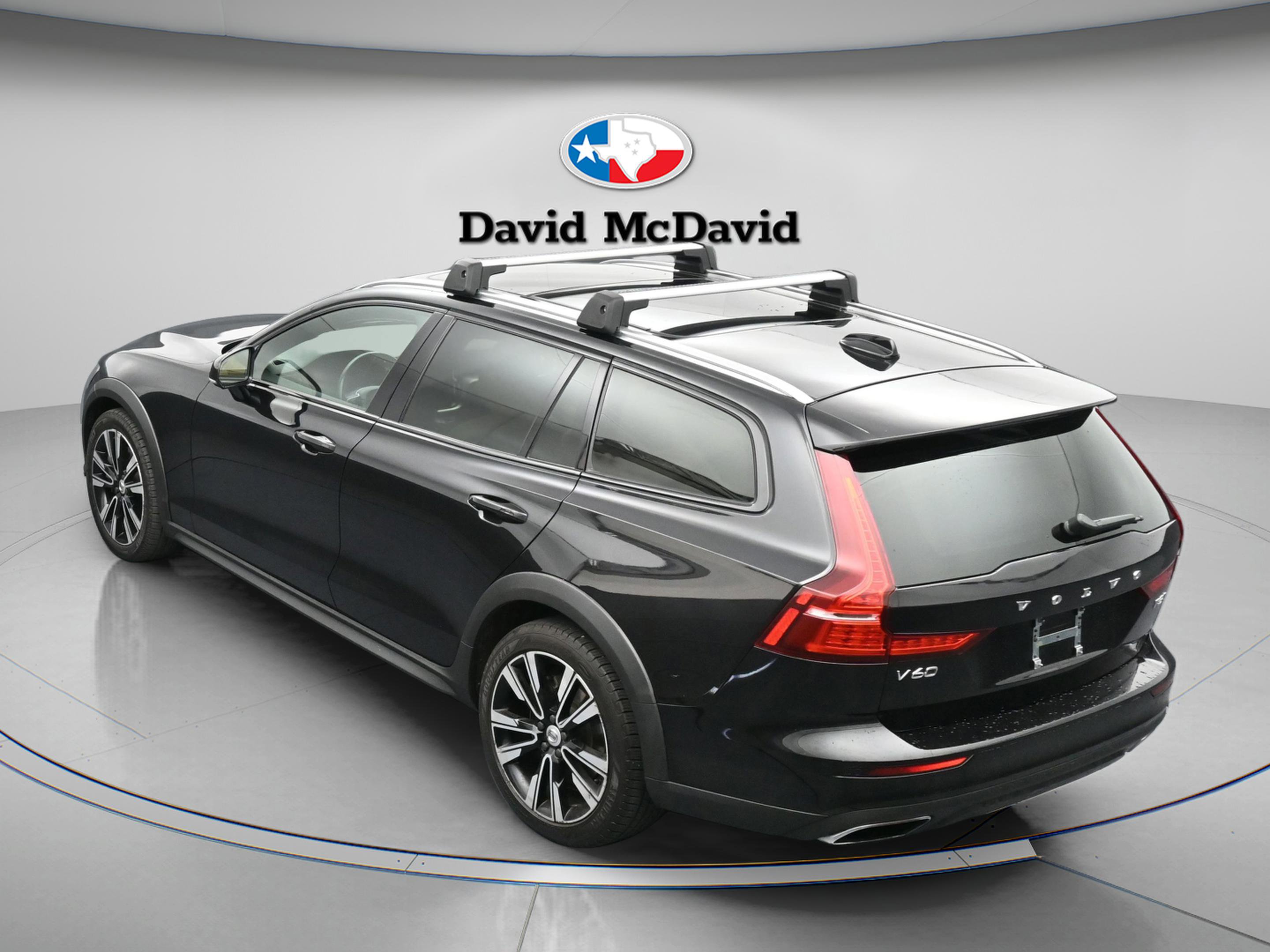 Used 2020 Volvo V60 T5 Cross Country w/ Protection Package image 13
