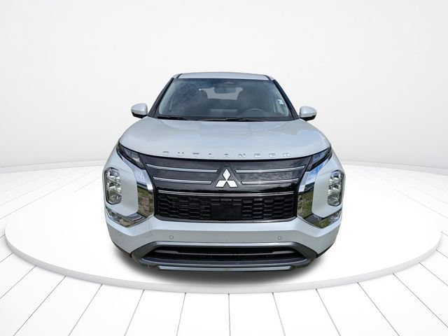 New 2026 Mitsubishi Outlander SE FWD image 9