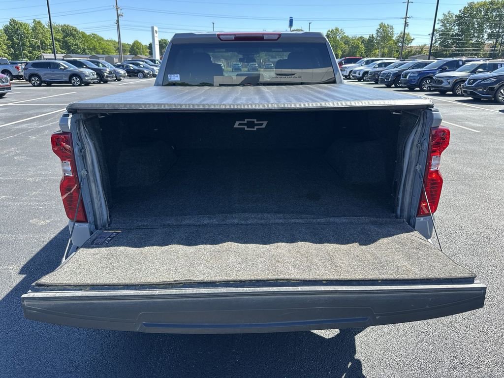 Used 2024 Chevrolet Silverado 1500 LT AWD/4WD image 28