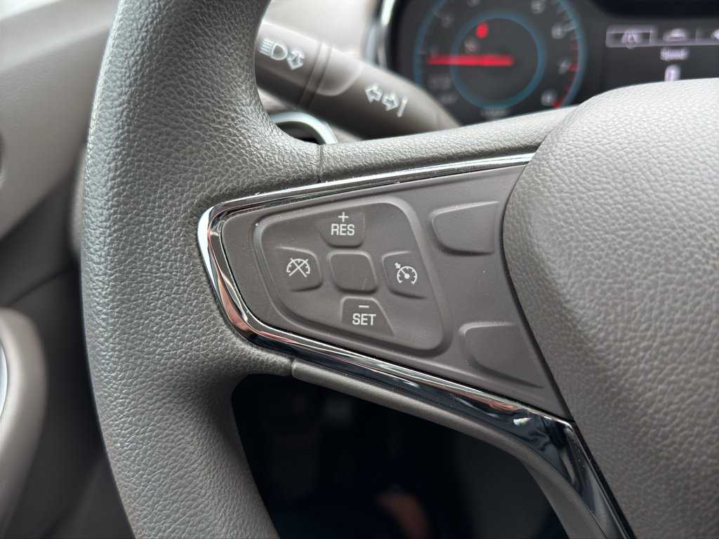 Used 2018 Chevrolet Cruze LT w/ Convenience Package FWD image 17