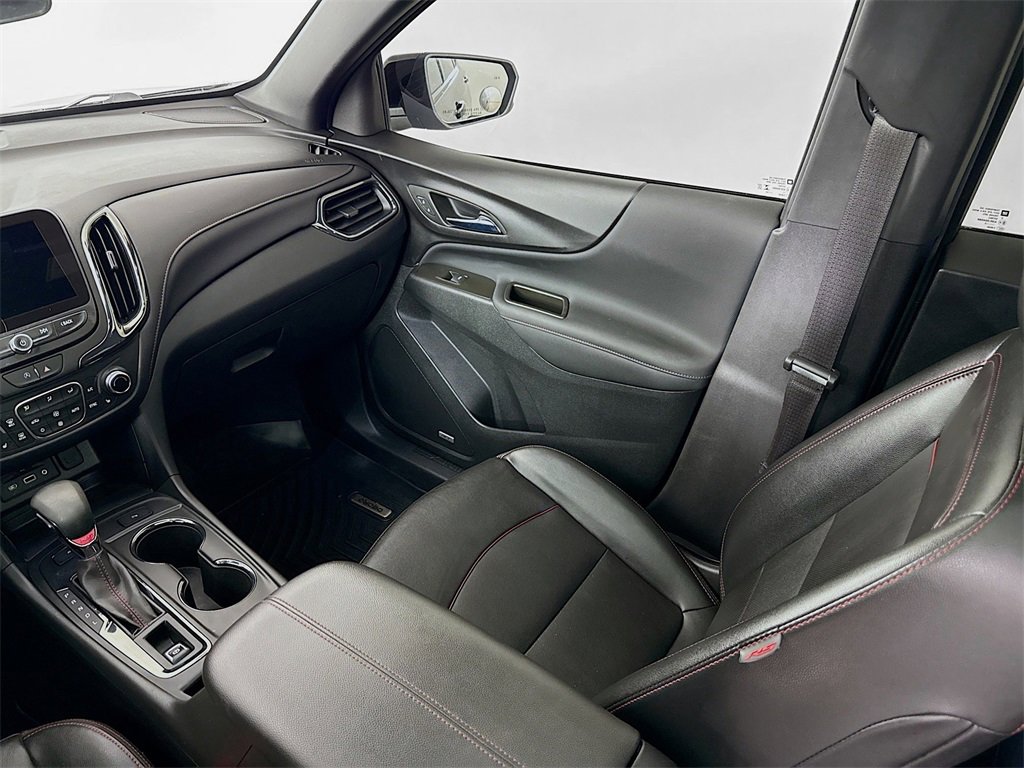 Used 2023 Chevrolet Equinox RS w/ RS Leather Package image 25