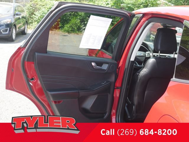 Used 2022 Ford Escape SEL w/ Technology Package AWD/4WD image 20