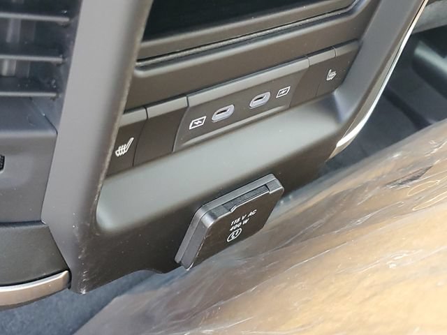 New 2026 RAM 1500 Laramie w/ Sport Appearance Package AWD/4WD image 11