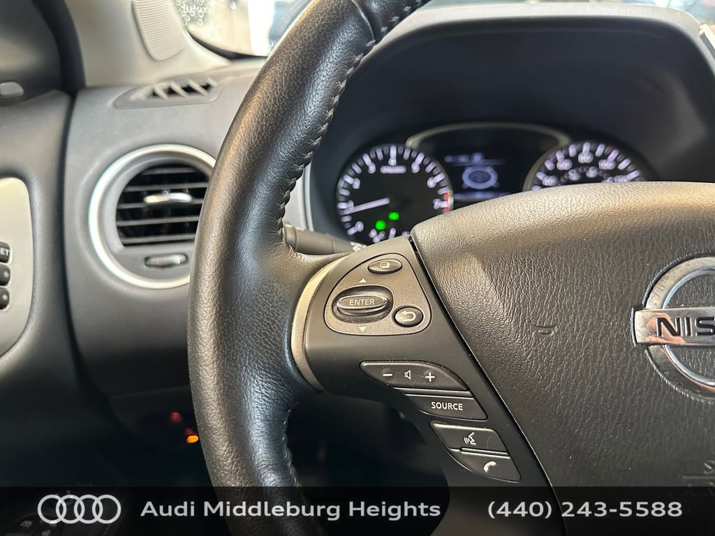 Used 2019 Nissan Pathfinder Platinum w/ Cargo Package AWD/4WD image 30