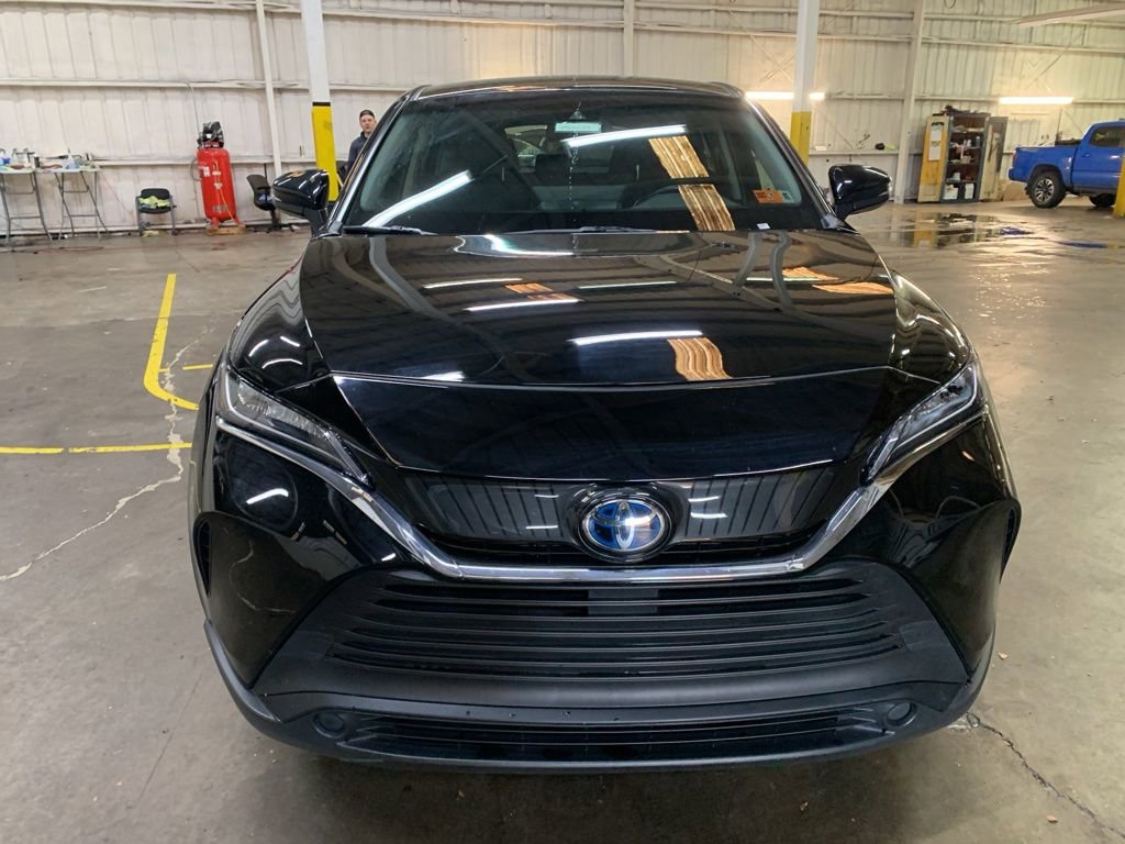 Used 2021 Toyota Venza LE image 8