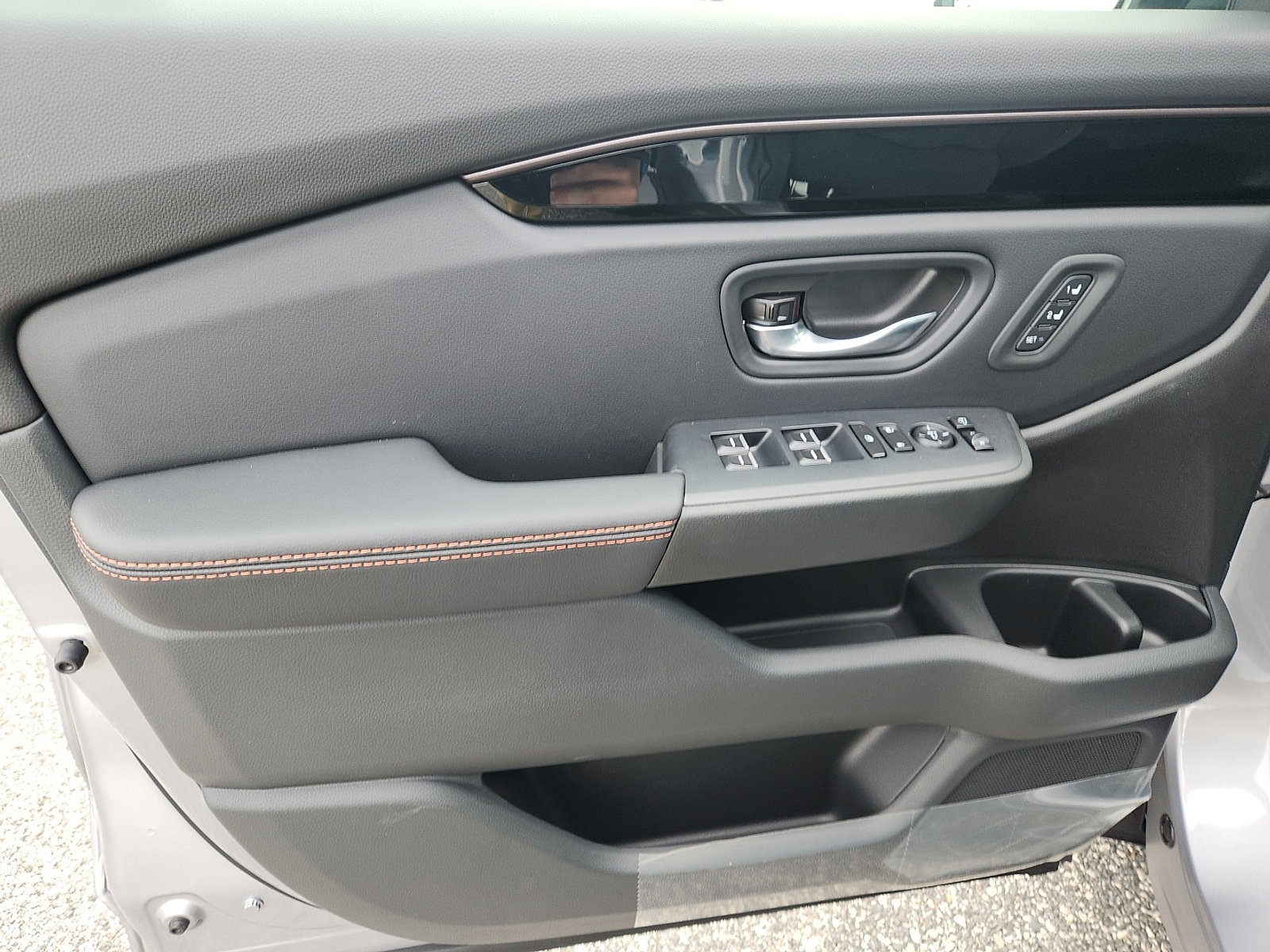 New 2025 Honda Pilot TrailSport image 8