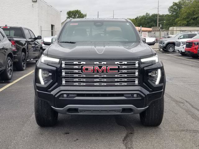 New 2026 GMC Canyon Denali w/ LPO, Black Badging Package AWD/4WD image 5