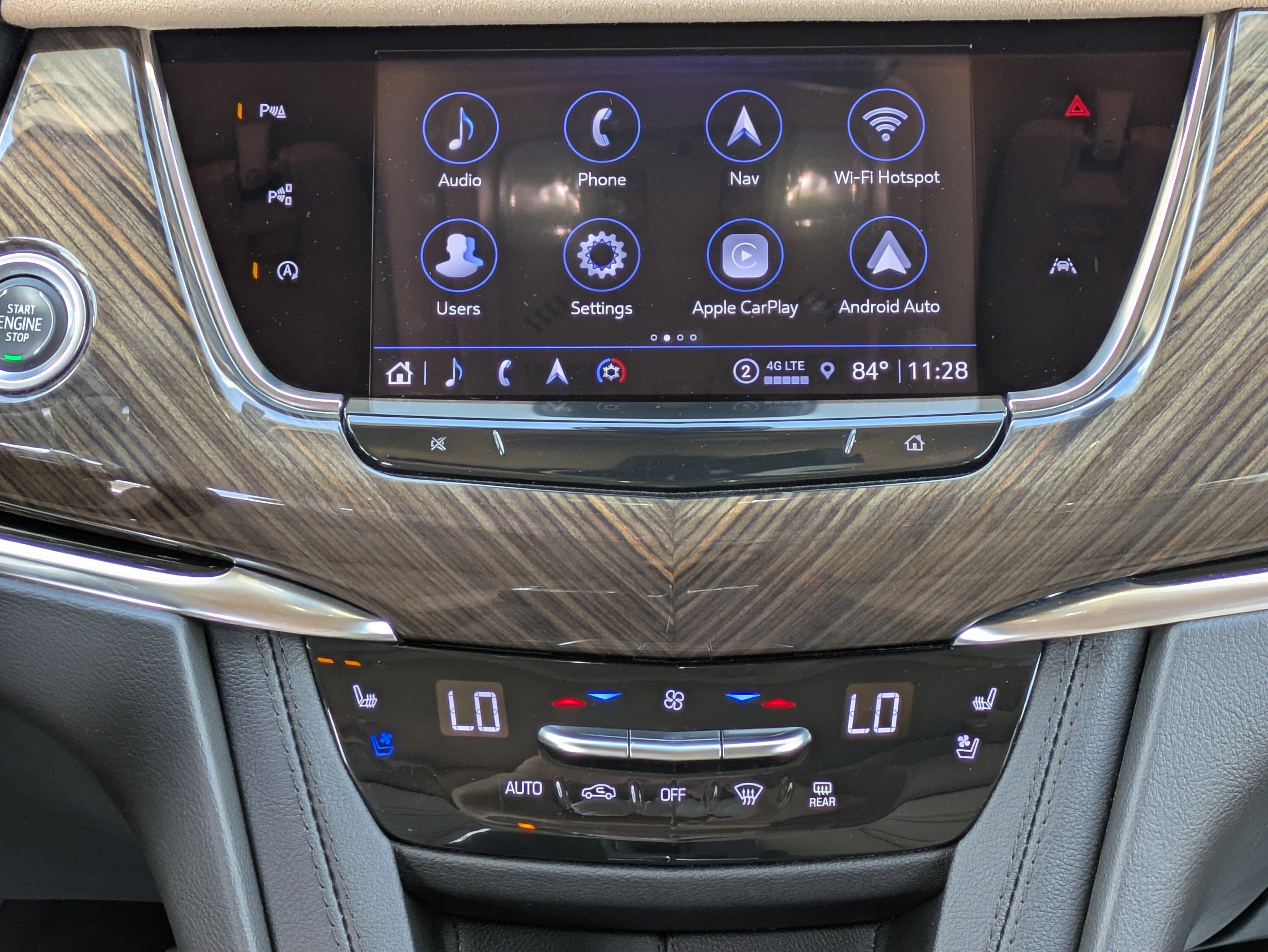 Certified 2023 Cadillac XT6 Sport w/ LPO, ONYX Package AWD/4WD image 17