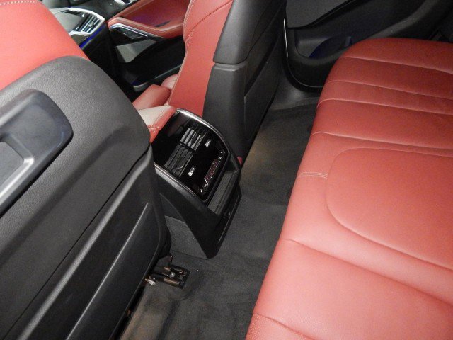 Used 2021 BMW X6 xDrive40i image 22