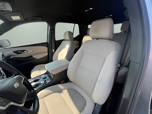 Used 2023 Chevrolet Traverse LT w/ LPO, Cargo Package AWD/4WD image 13