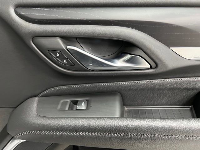 Used 2022 GMC Yukon XL Denali w/ Advanced Technology Package image 59