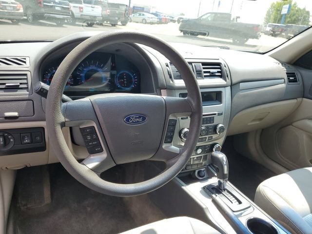 Used 2011 Ford Fusion SE FWD image 14