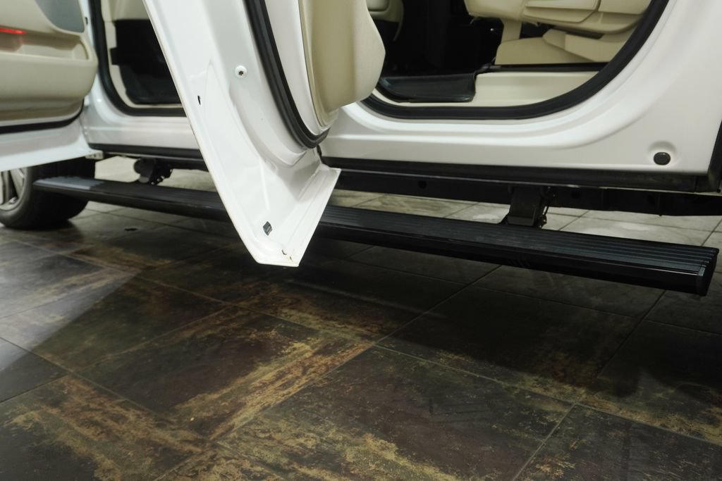 Used 2019 Lincoln Navigator L Reserve AWD/4WD image 19
