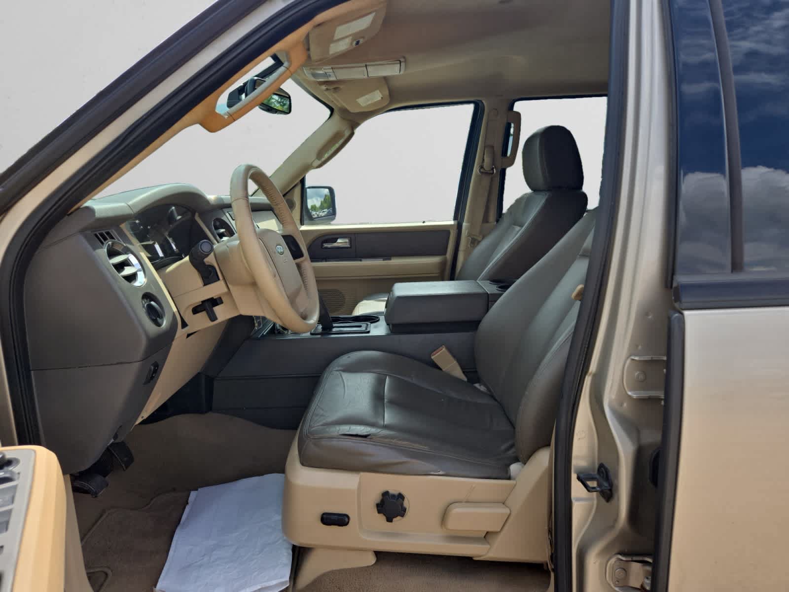 Used 2008 Ford Expedition EL XLT RWD image 9