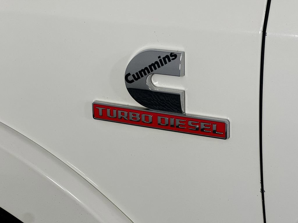 Used 2019 RAM 3500 Limited image 29