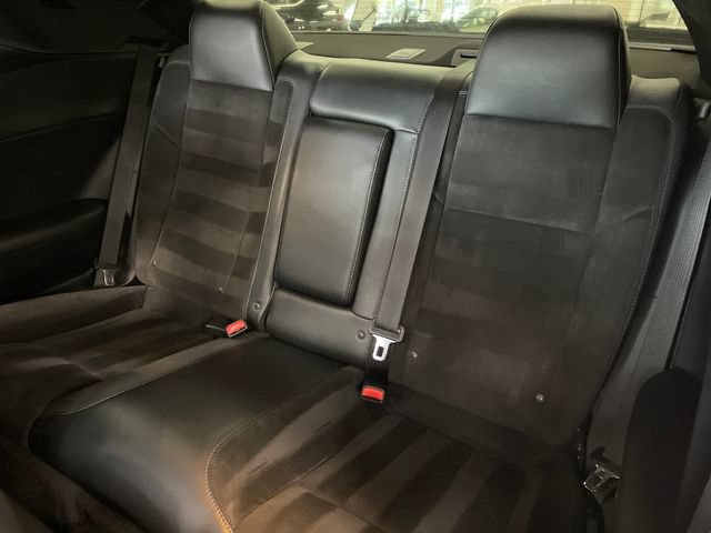 Used 2017 Dodge Challenger R/T Scat Pack w/ Leather Interior Group RWD image 16