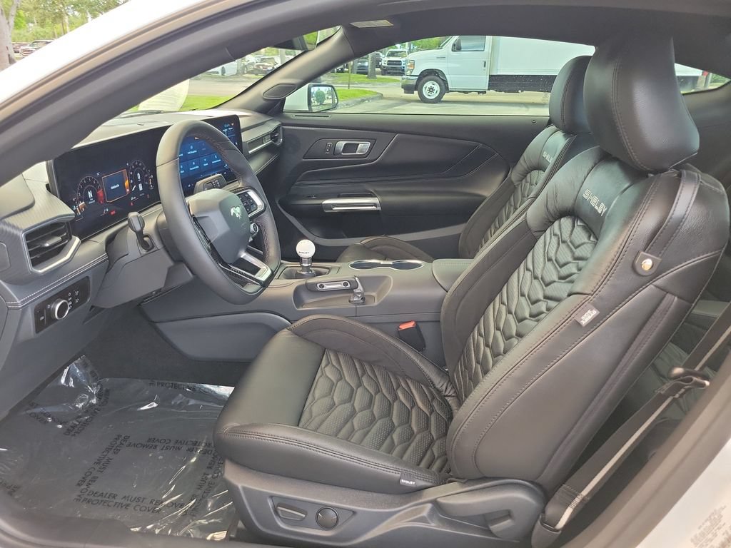 Used 2025 Ford Mustang GT Premium w/ GT Performance Package RWD image 9