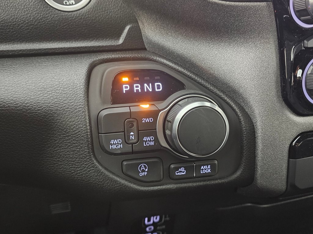 New 2026 RAM 1500 Warlock AWD/4WD image 33