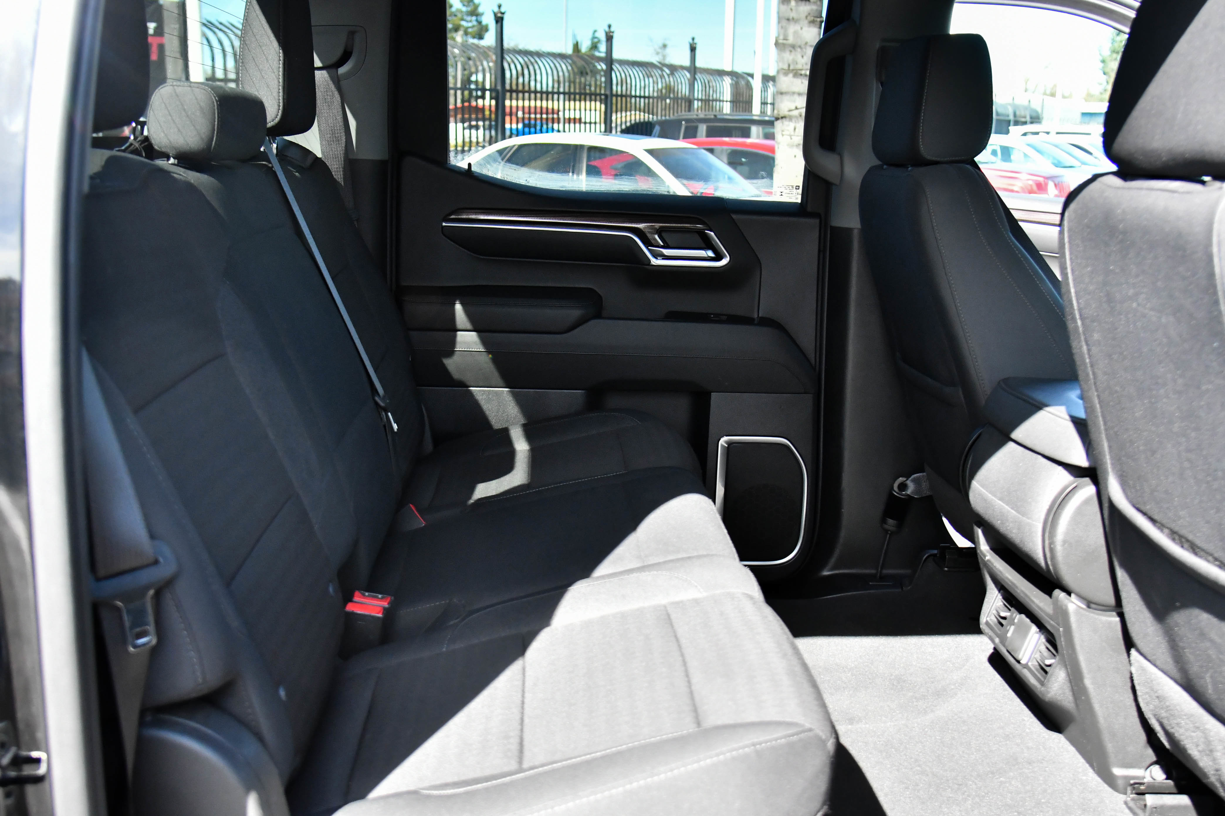 Used 2024 Chevrolet Silverado 1500 LT w/ Protection Package image 39