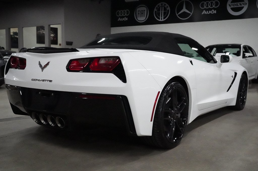 Used 2019 Chevrolet Corvette Stingray Convertible w/ 2LT Preferred Equipment Group RWD image 5