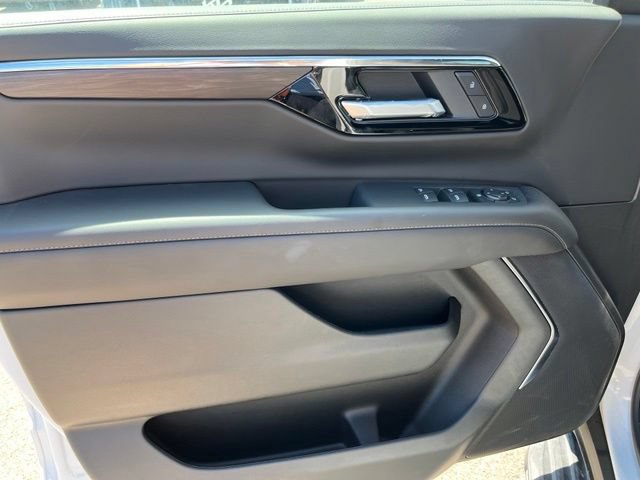 New 2026 Chevrolet Tahoe LS AWD/4WD image 11