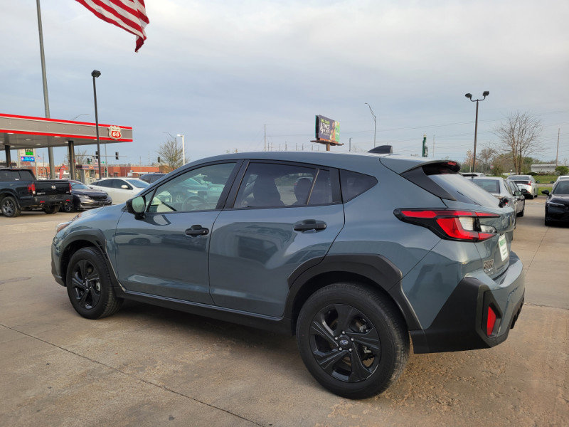 Used 2025 Subaru Crosstrek 2.0i image 5