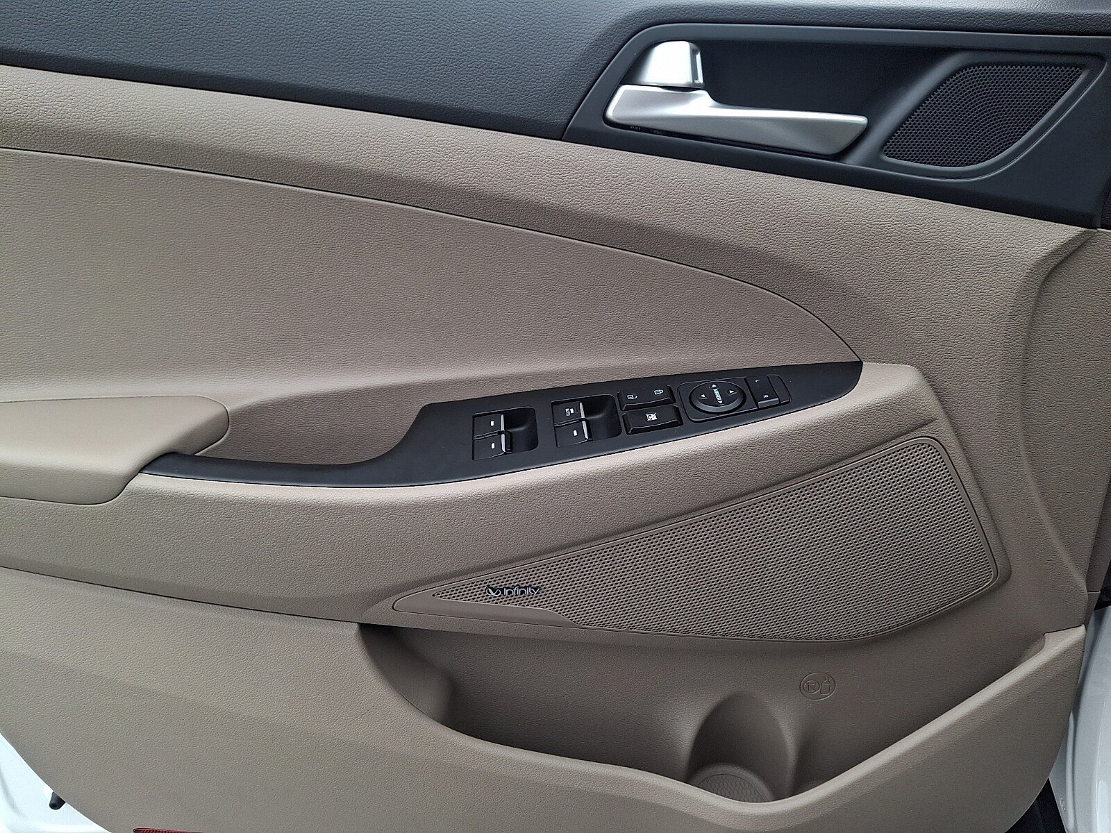 Used 2021 Hyundai Tucson Limited AWD/4WD image 13