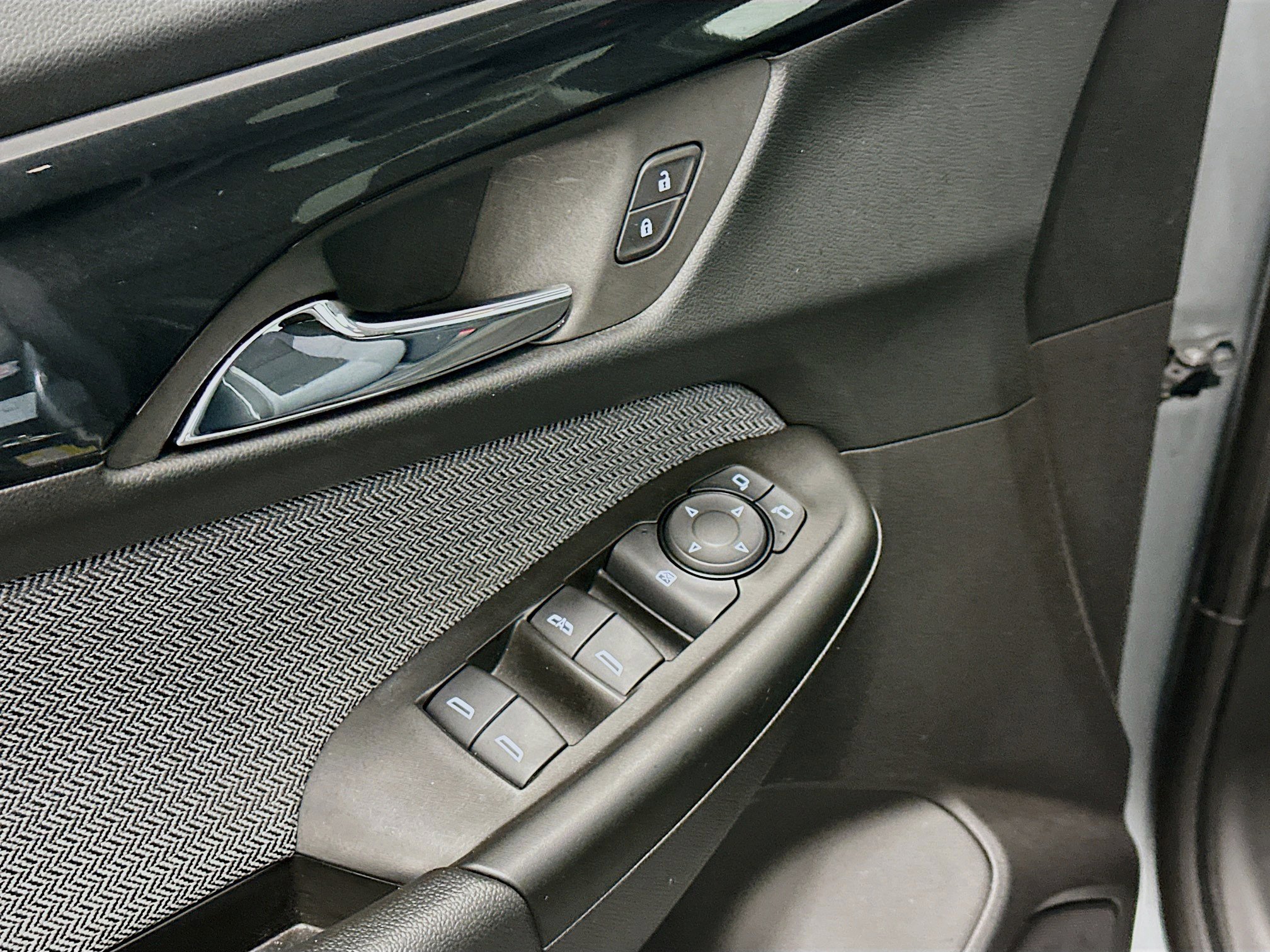 Used 2025 Chevrolet TrailBlazer LT image 15