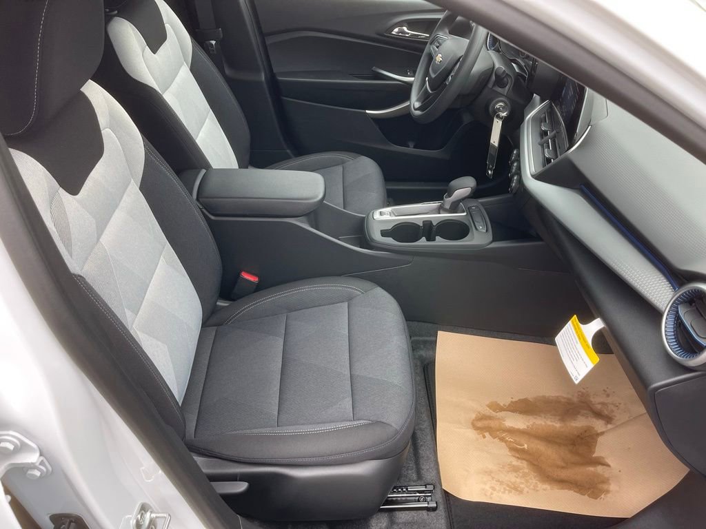 New 2026 Chevrolet Trax LS image 19