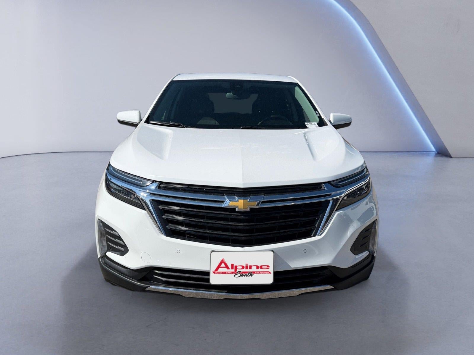 Used 2024 Chevrolet Equinox LT AWD/4WD image 8