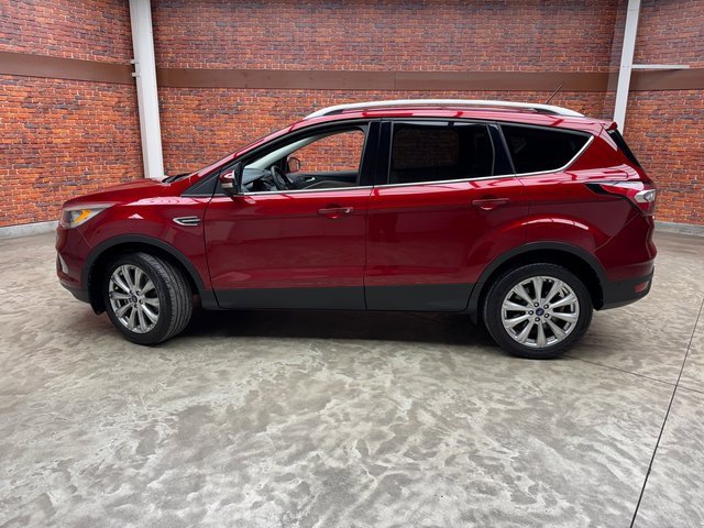 Certified 2018 Ford Escape Titanium video 2