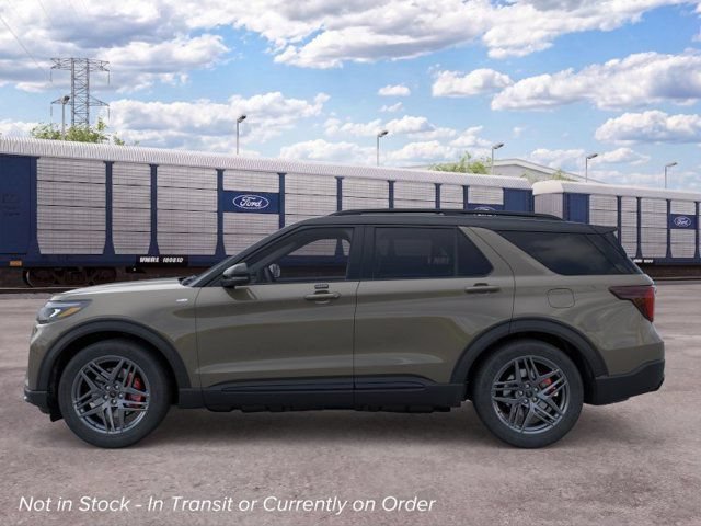 New 2026 Ford Explorer ST-Line w/ ST-Line Street Pack RWD image 3