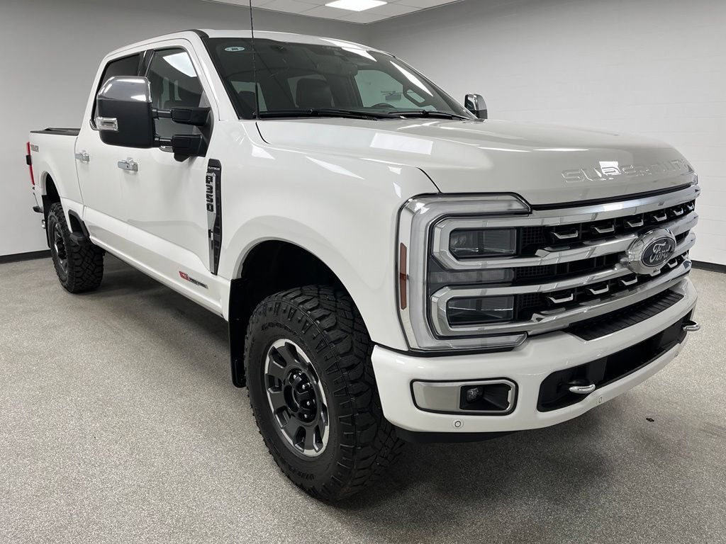 Used 2024 Ford F350 Platinum w/ Tremor Off-Road Package AWD/4WD image 2