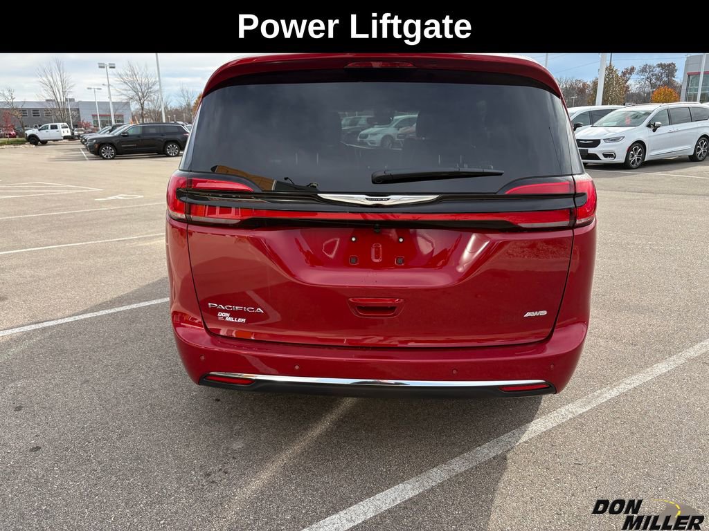 New 2026 Chrysler Pacifica Select image 6