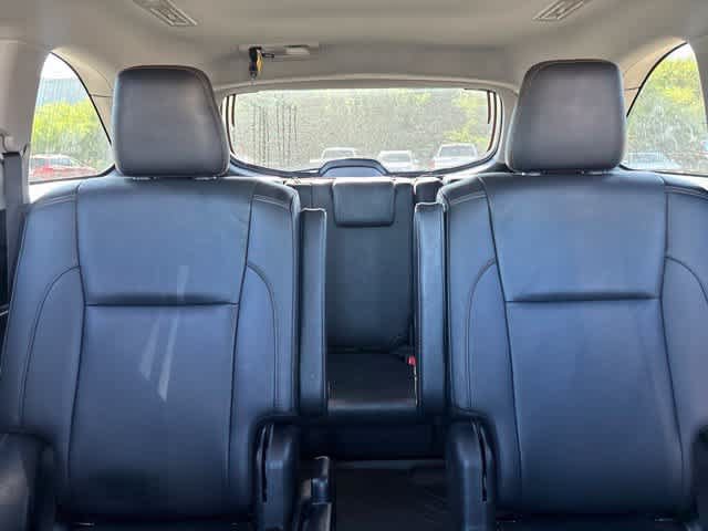 Used 2019 Toyota Highlander XLE FWD image 20
