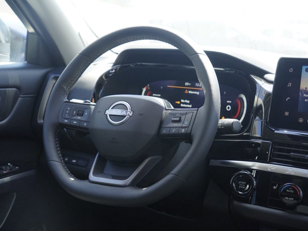 New 2026 Nissan Pathfinder SL w/ SL Premium Package AWD/4WD image 24