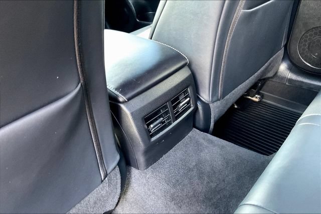 Used 2024 Lexus IS 350 F Sport w/ Navigation Package RWD image 12