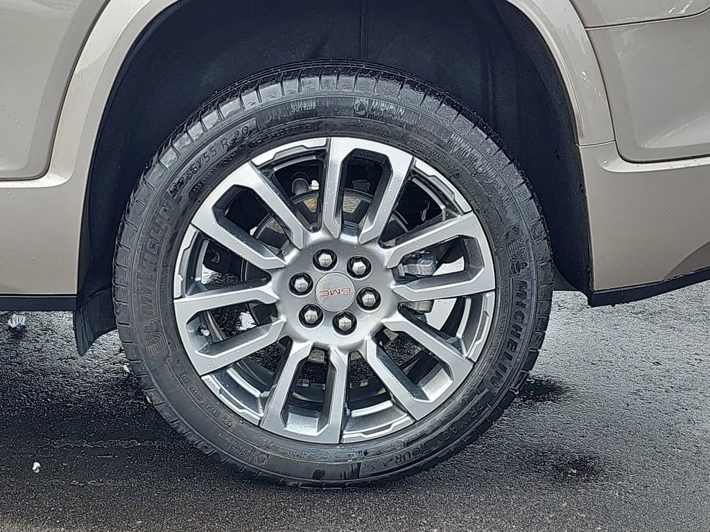 Used 2023 GMC Acadia Denali FWD image 37