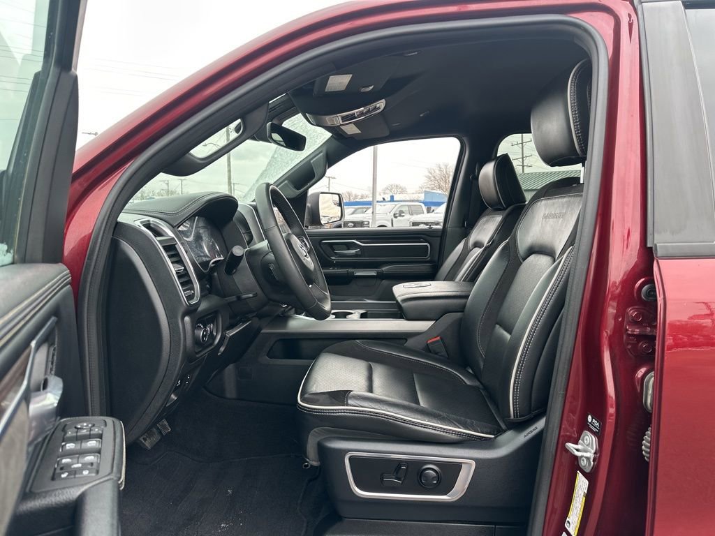 Used 2025 RAM 1500 Laramie image 6