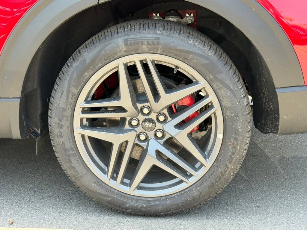 New 2026 Ford Explorer ST AWD/4WD image 16