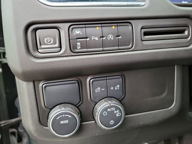 Certified 2023 Chevrolet Suburban Premier image 28