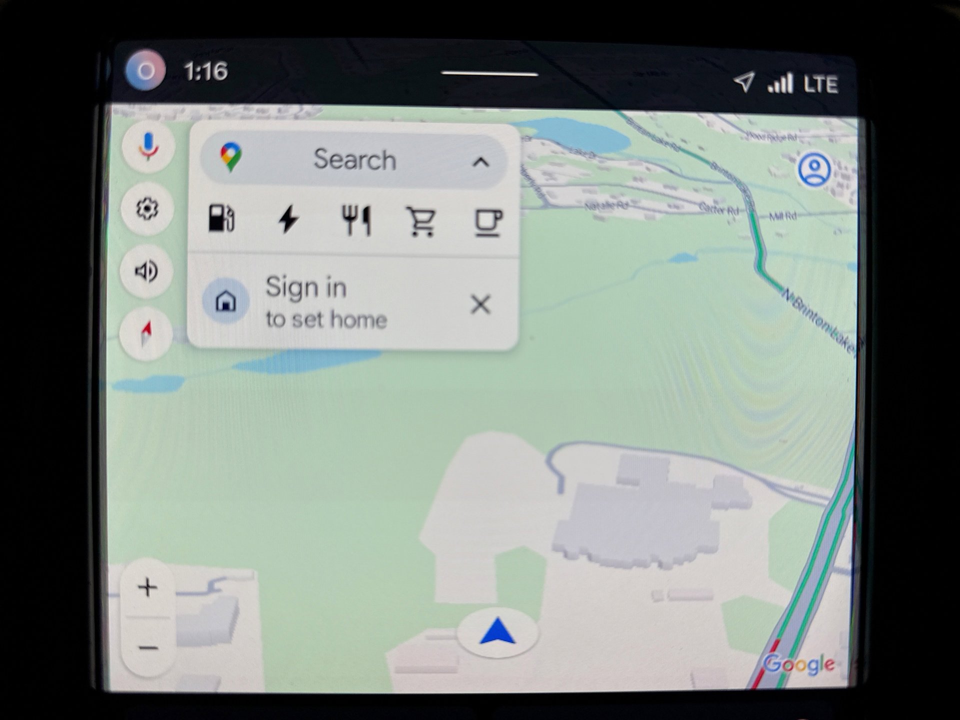 Used 2025 Volvo XC60 T8 Plus w/ Climate Package image 15