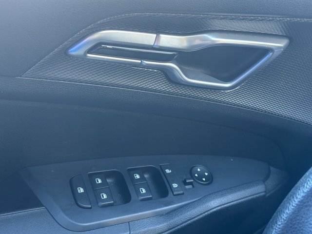 Used 2024 Kia Sportage LX image 27