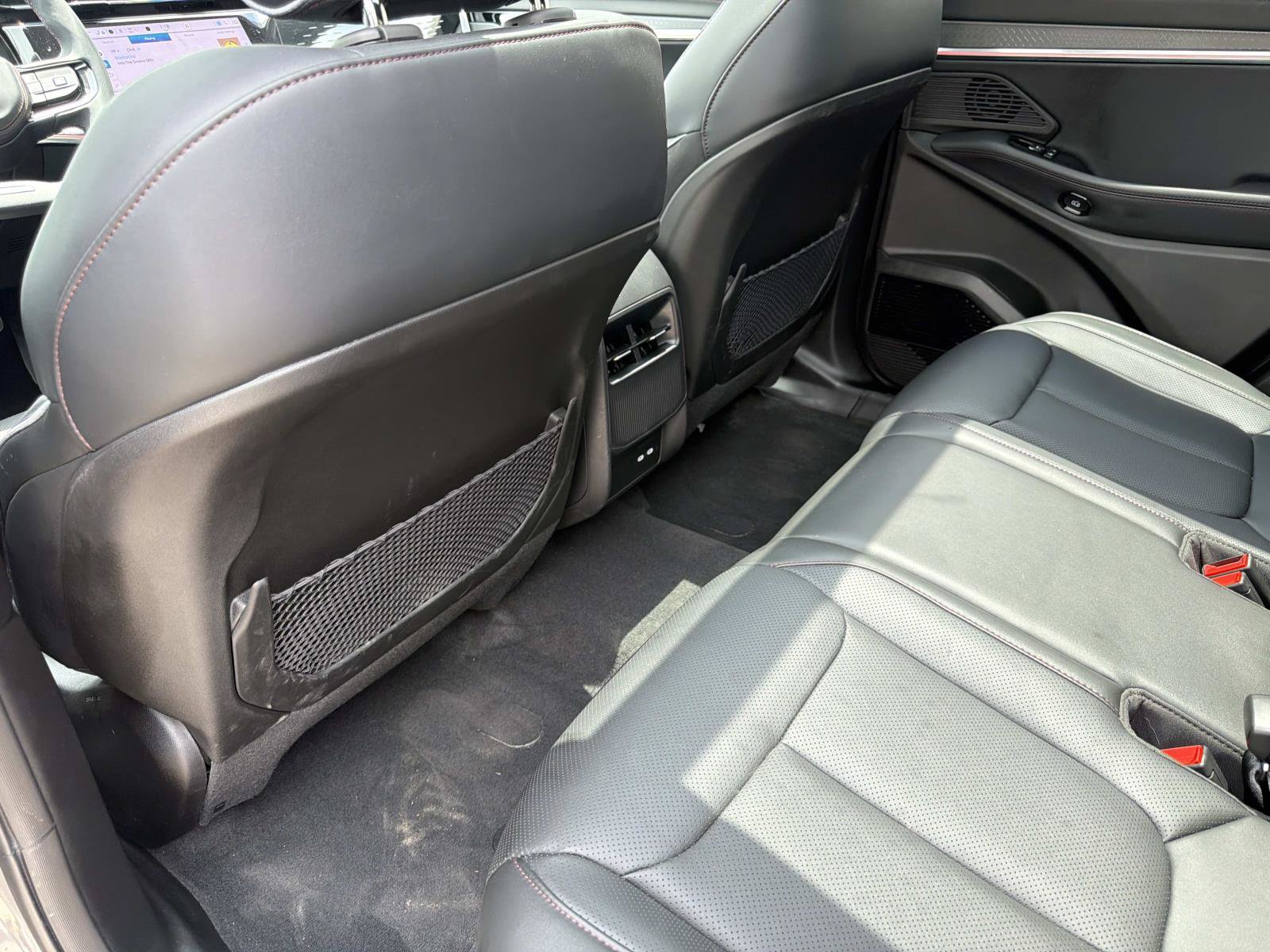 Used 2025 Jeep Wagoneer S Limited AWD/4WD image 10
