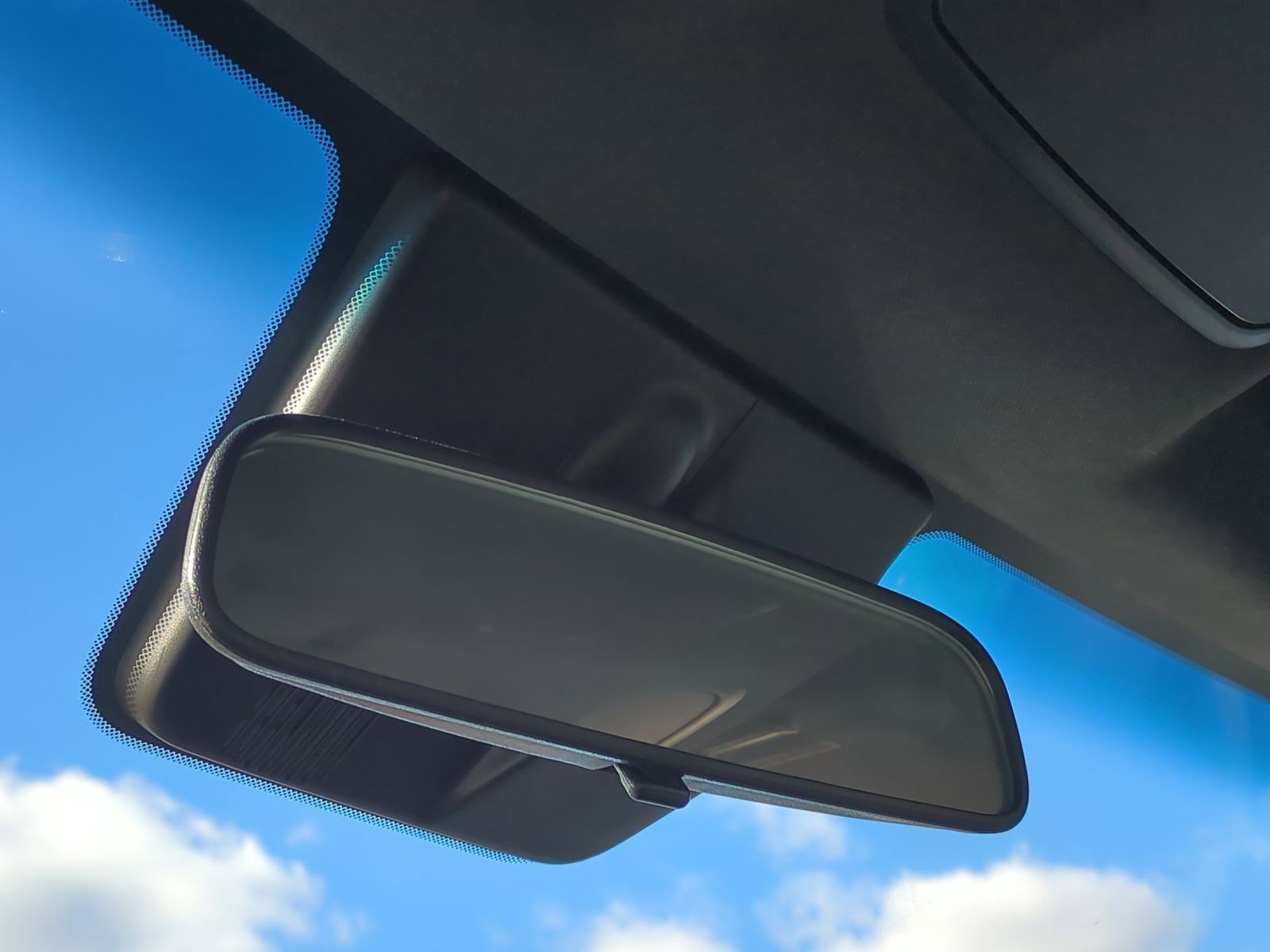 Used 2019 Hyundai Elantra GT N Line image 21